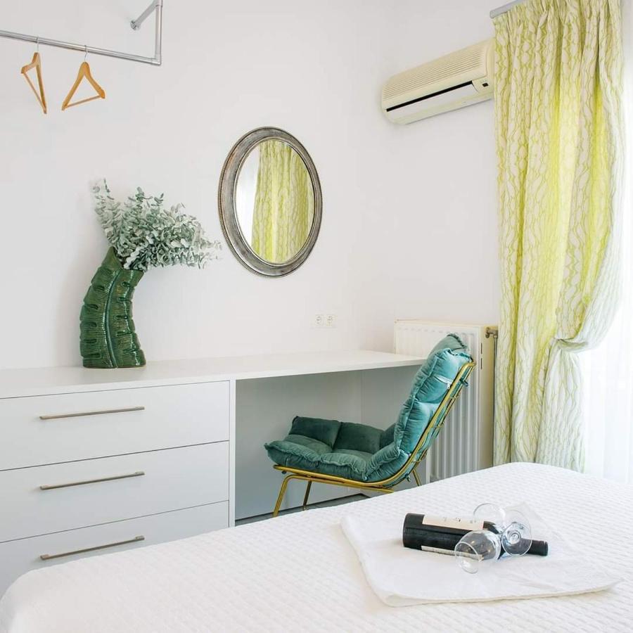 Hotel Papanikolaou Ierissos Bagian luar foto
